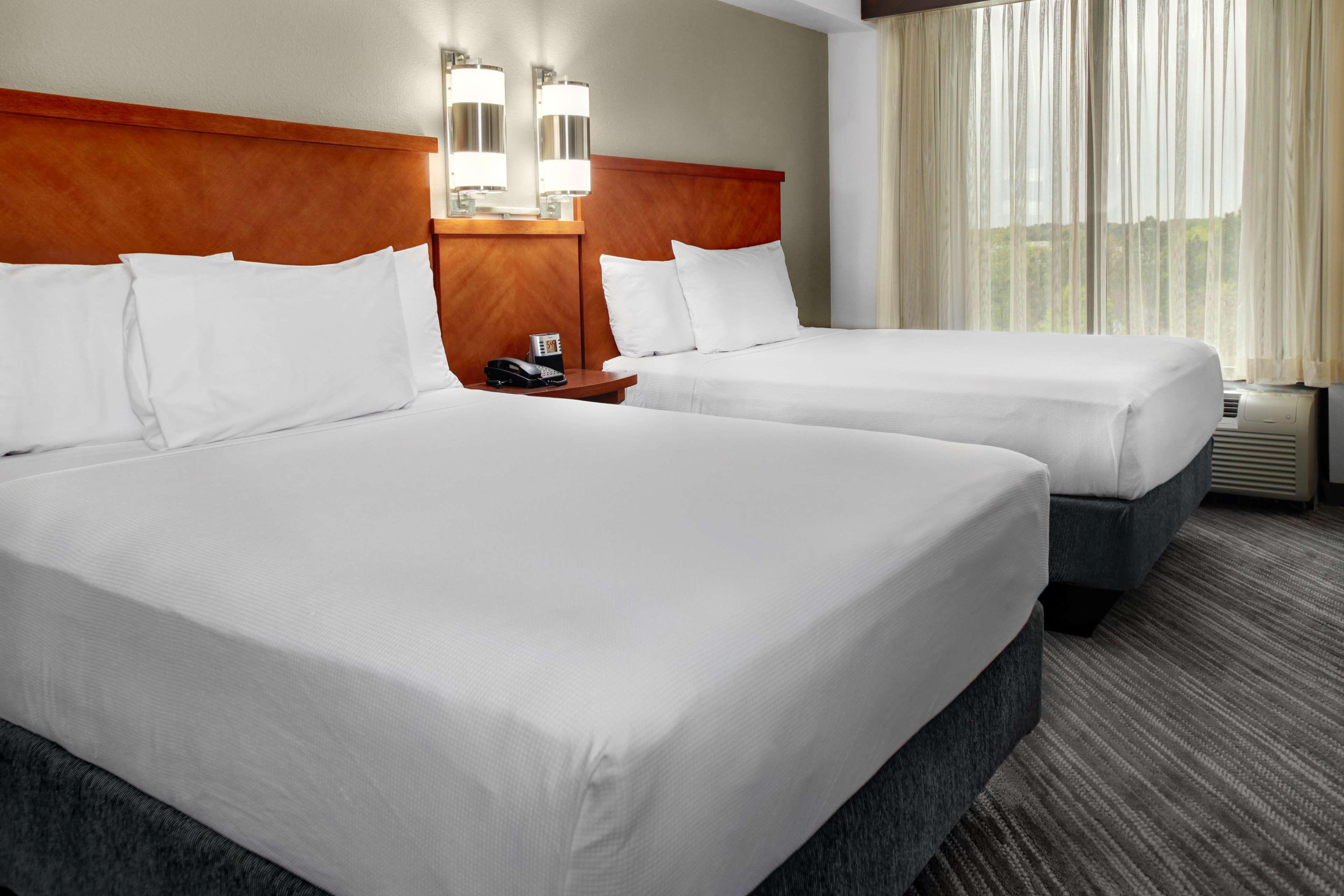 Hyatt Place Pittsburgh Airport - Robinson Mall Hotel
