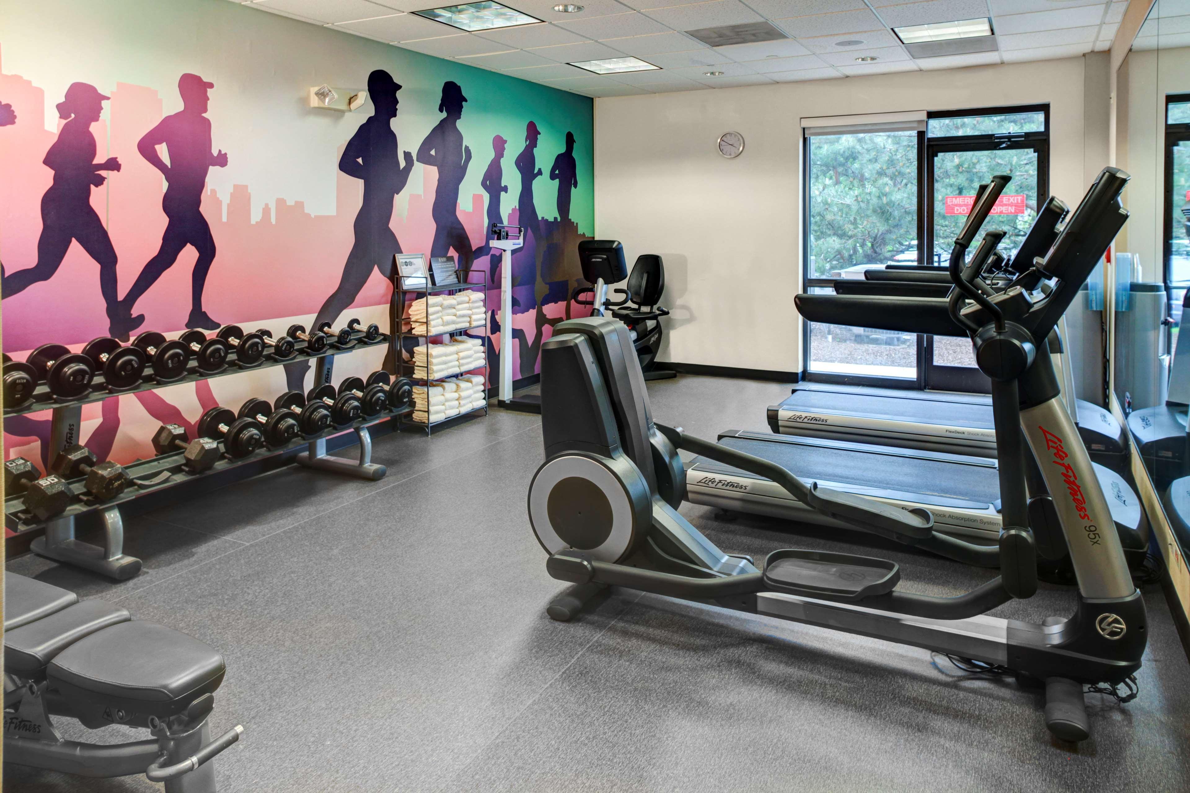 Hyatt Place Pittsburgh Airport - Robinson Mall Hotel